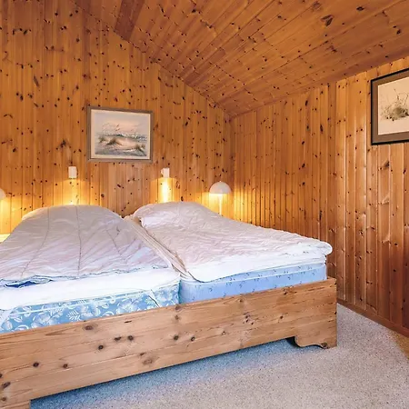 Tranquil Sauna Retreat - By Traum Feriehus Bøtø By
