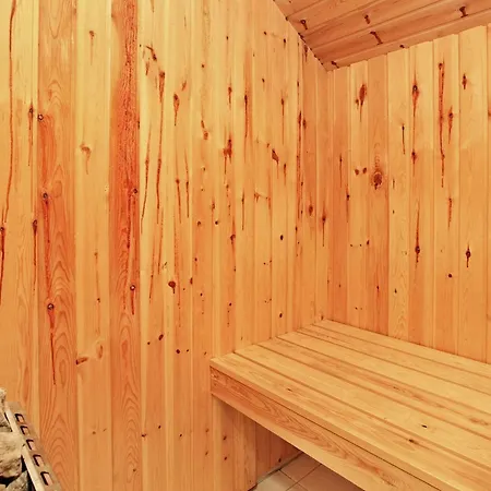 Holiday home Tranquil Sauna Retreat - By Traum *
