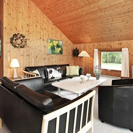 Three-bedroom In Idestrup 3 Boto By