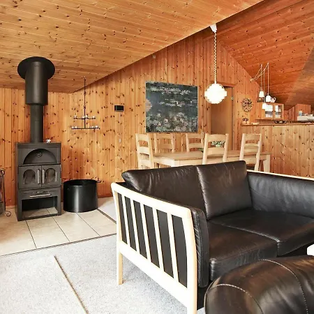 Holiday home Three-bedroom In Idestrup 3